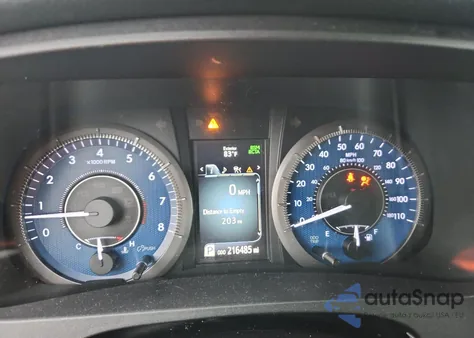 2018 Toyota Sienna Xle z USA, uszkodzony, nr VIN 5TDYZ3DC8JS917507